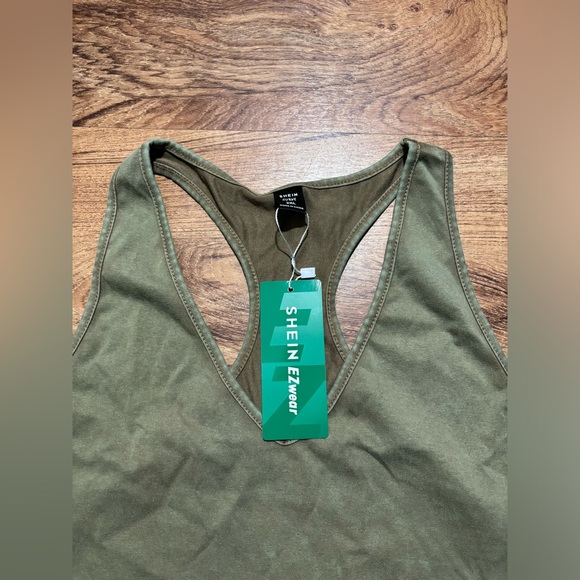 NWT Shein Curve EZ-Wear Cropped Tank Top Size 2XL Color Olive Green - Picture 4 of 4